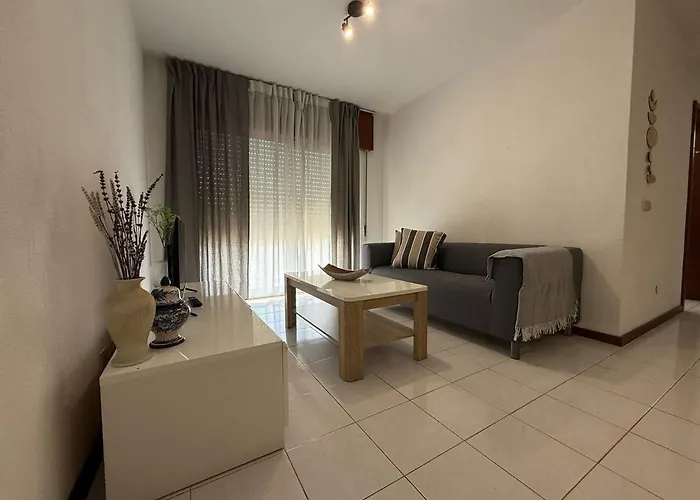Semesterbostad Martins House - Portimao *